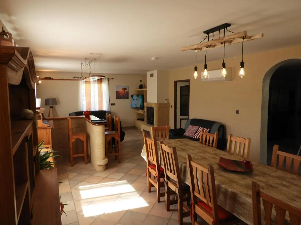 Holiday home Le Lavandin Dauphin France